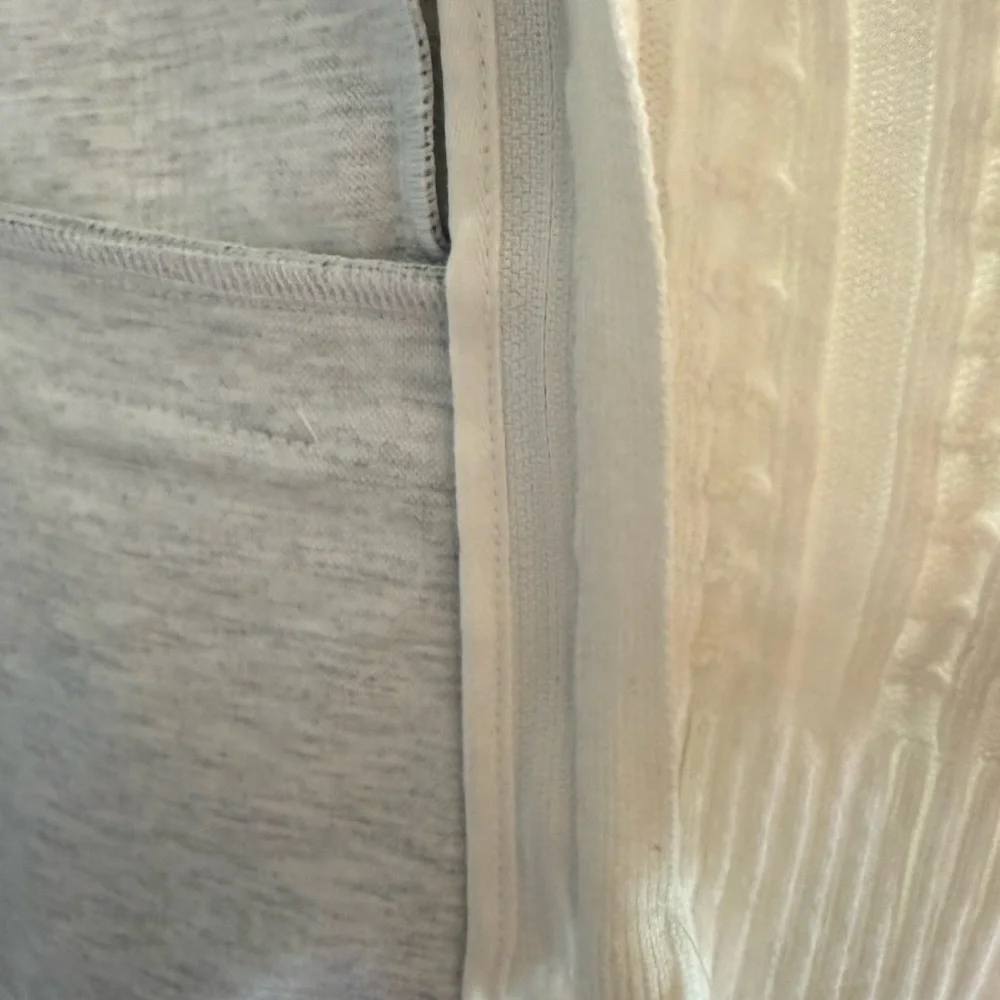 Gray Tahari Plaid Women's Blazer with White Hoodie/sweater - Picture 7 of 8